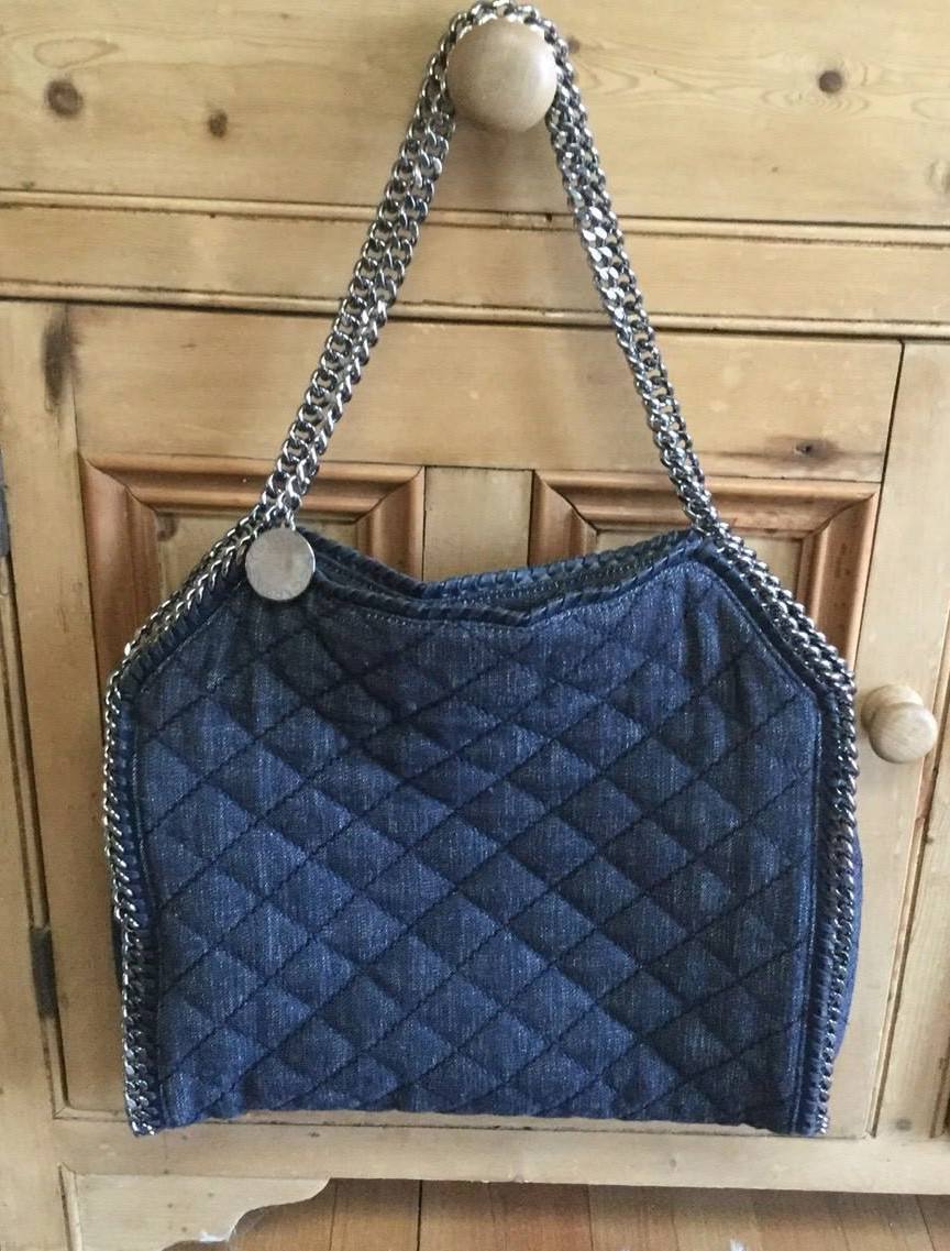 Sacs en jeans Stella McCartney : 5 modèles les plus chers à découvrir